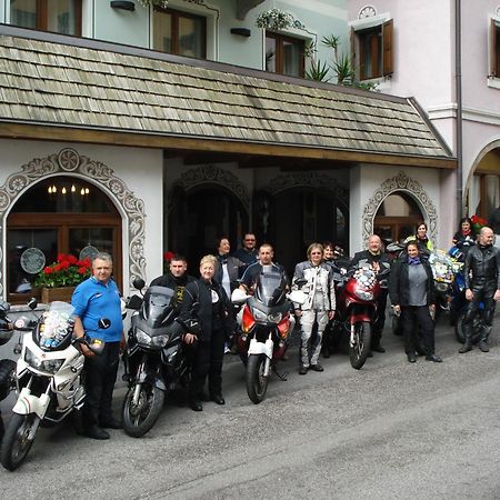 Albergo Scarpone Forni Avoltri Exterior foto