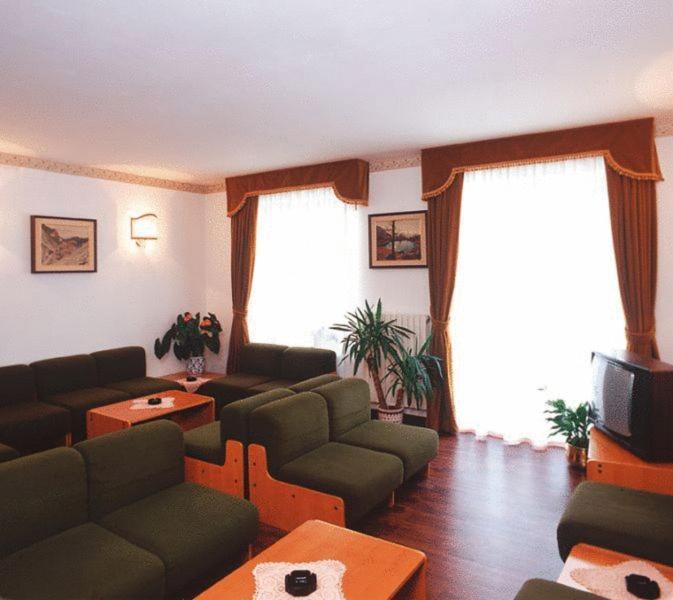 Albergo Scarpone Forni Avoltri Exterior foto
